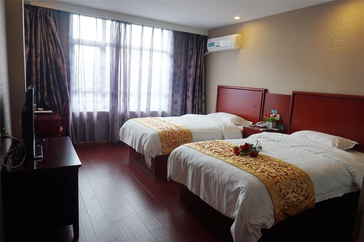 Shells Hanzhong City High Railway Station Renmin Road Hotel Esterno foto