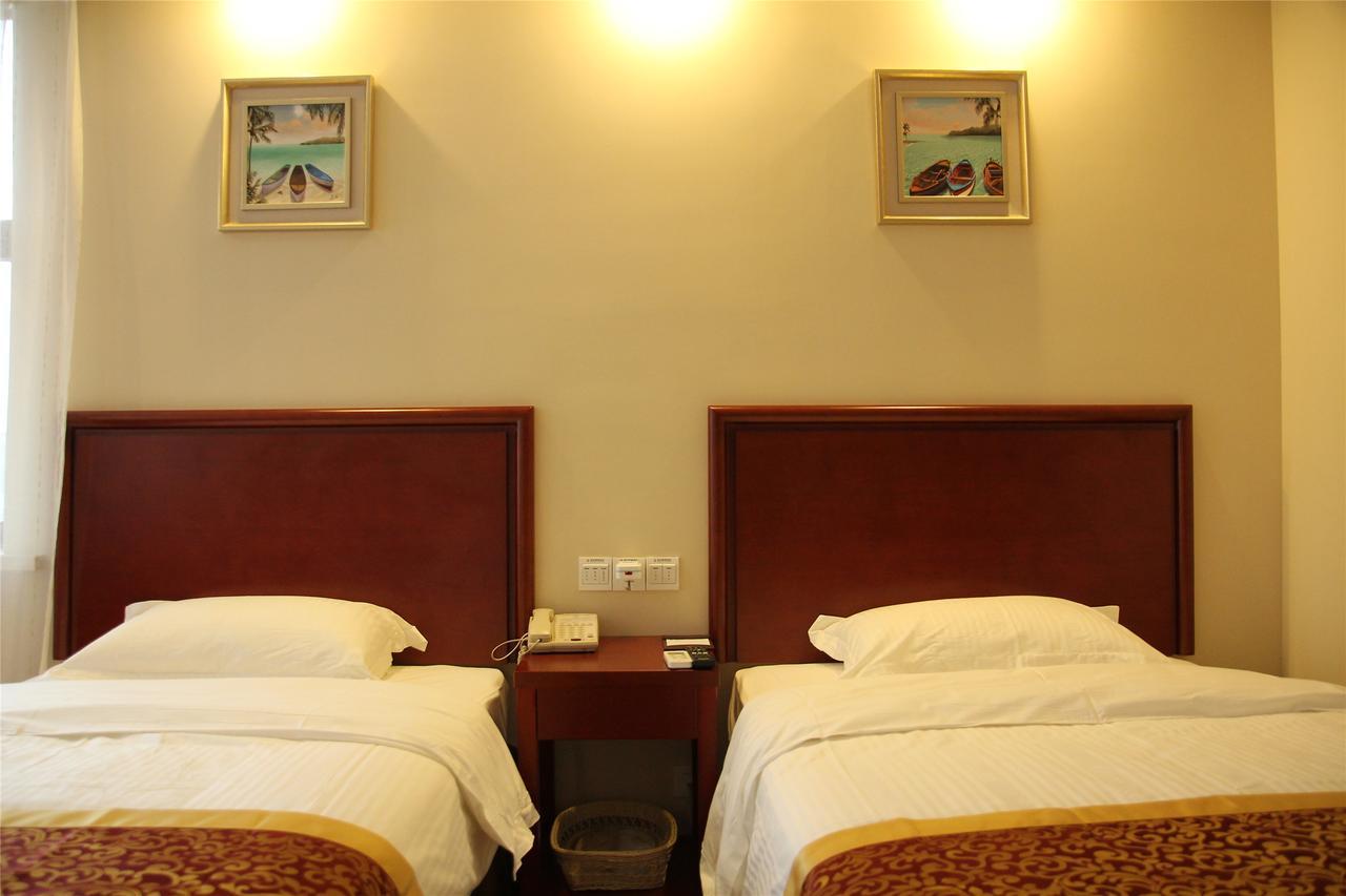 Shells Hanzhong City High Railway Station Renmin Road Hotel Esterno foto